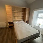 Apartman Corner House