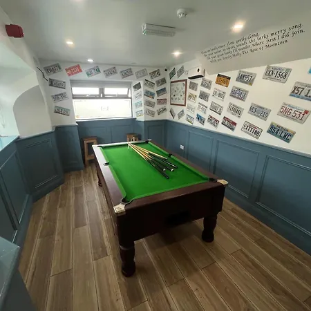 Corner House *