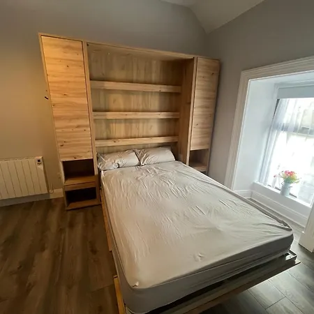 Апартаменты Corner House