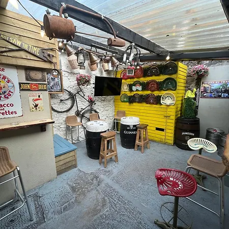 Apartman Corner House *